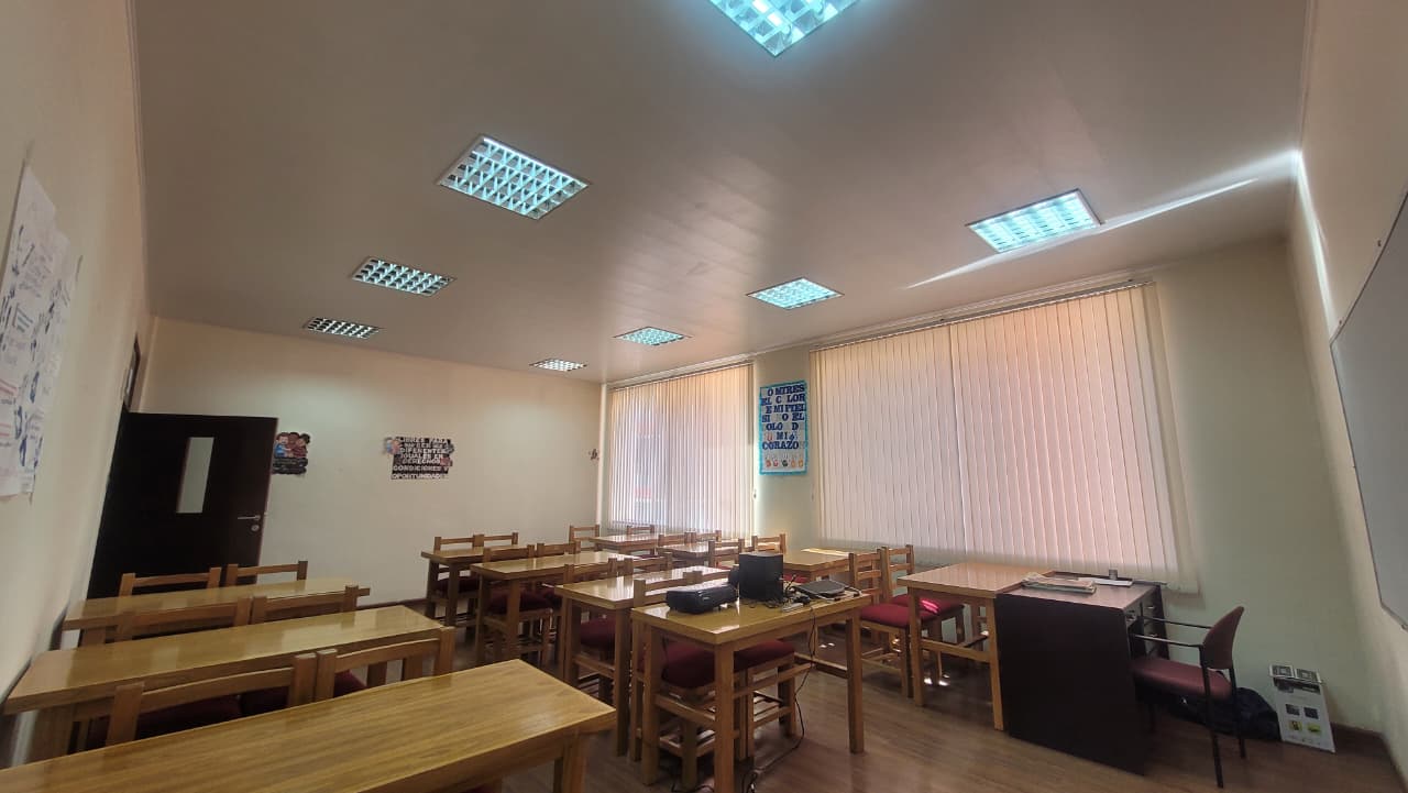 Aula de clases en INTECCO
