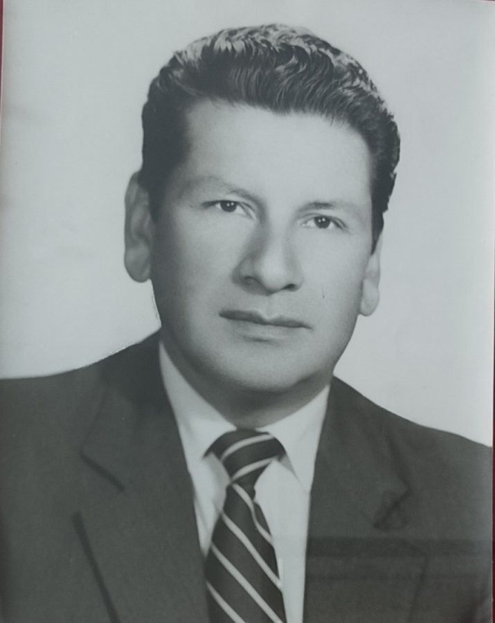 Sr. Mario Vásquez Estévez