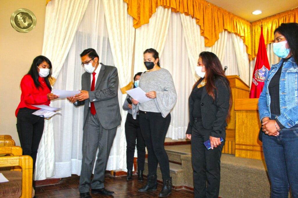 Entrega de Certificados del 1er Foro de Empresarias para Emprendedores y Presentación de Actividades del Programa Emprendedores «Si yo puedo, tú puedes»
