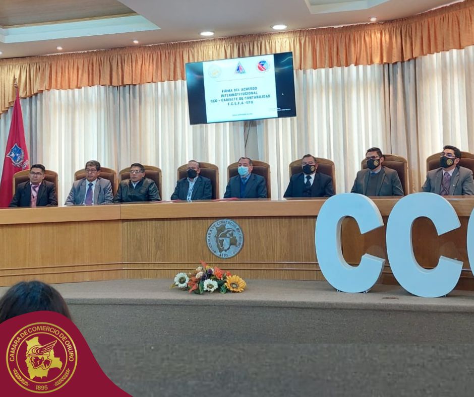 Cámara de Comercio de Oruro y Gabinete de Contabilidad de la F.C.E.F.A -UTO firman acuerdo de cooperación interinstitucional