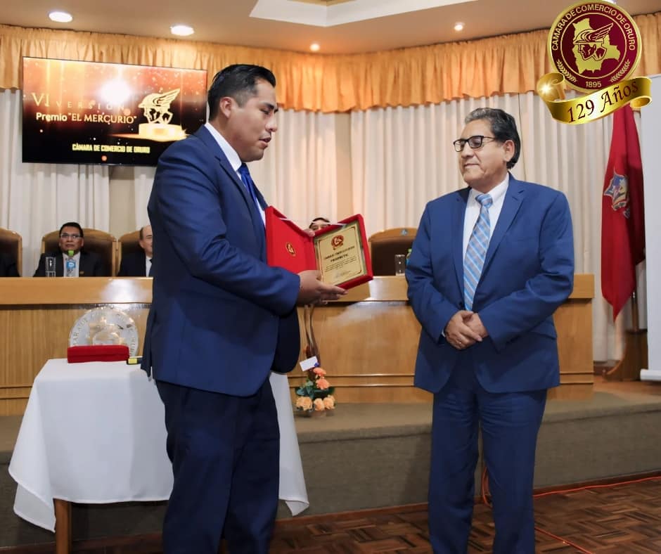 Cámara de Comercio de Oruro conmemora su 129o aniversario con entrega del premio ‘El Mercurio’ en su VI Versión