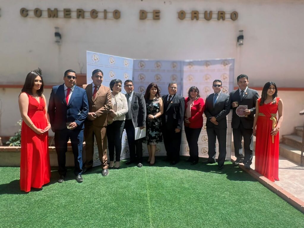 INAUGURACIÓN DEL INSTITUTO TECNOLÓGICO SUPERIOR DE GESTIÓN E INNOVACIÓN EMPRESARIAL