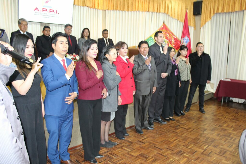 CÁMARA DE COMERCIO DE ORURO PARTICIPO EN LA POSESIÓN DEL NUEVO DIRECTORIO DE LA APPI EN EL MARCO DE SU XI ANIVERSARIO