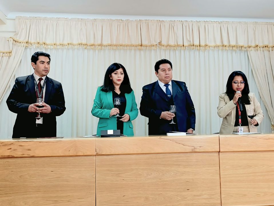Cámara de Comercio de Oruro suscribe convenio con Puerto Seco Oruro en beneficio de estudiantes de INTECCO