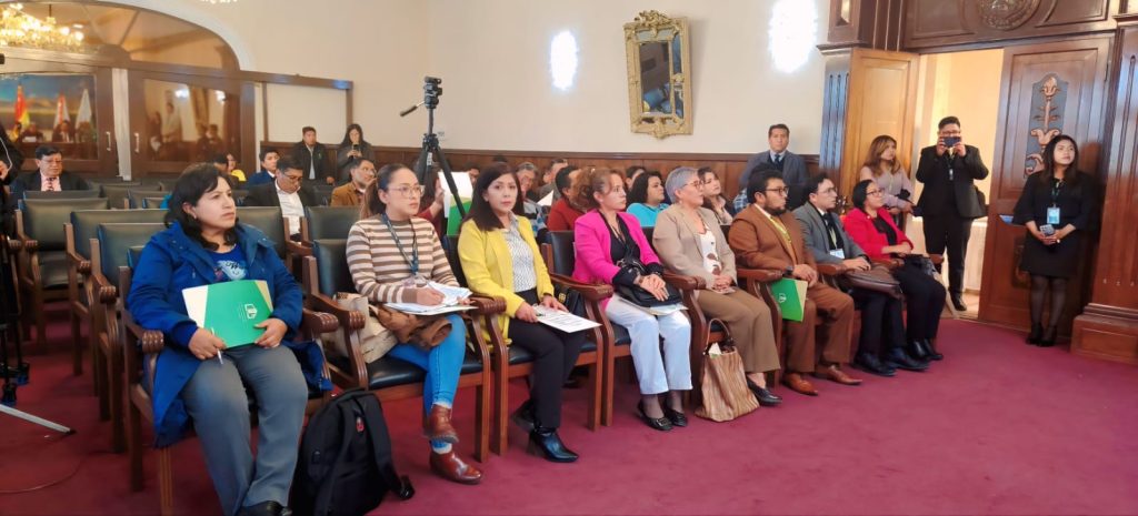 Cámara de Comercio de Oruro participó en ciclo internacional sobre gobernanza judicial